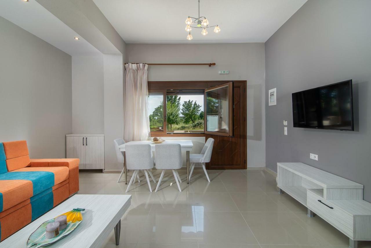 Luxury Apartments Marianna Неос Мармарас Екстериор снимка