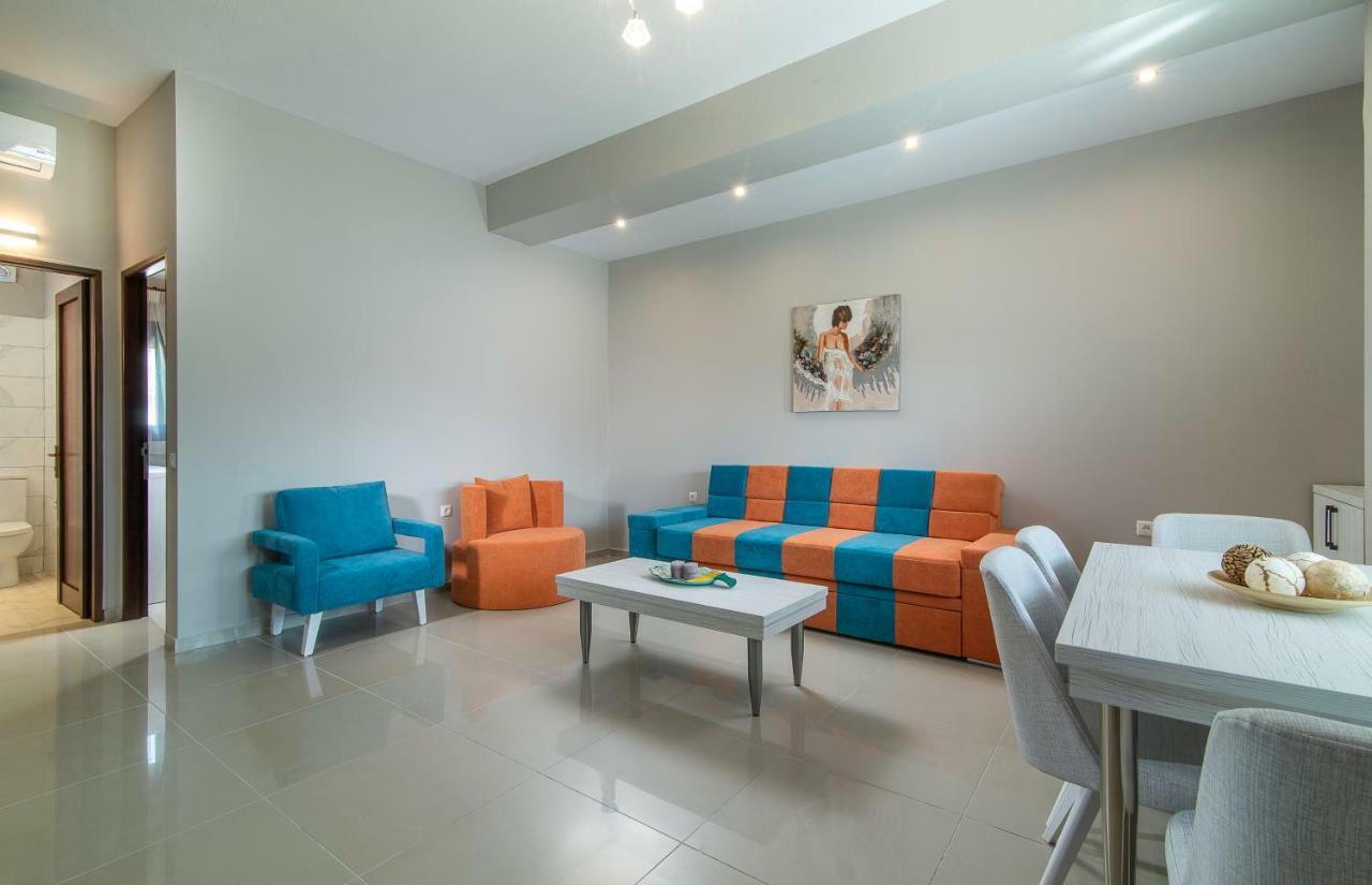 Luxury Apartments Marianna Неос Мармарас Екстериор снимка