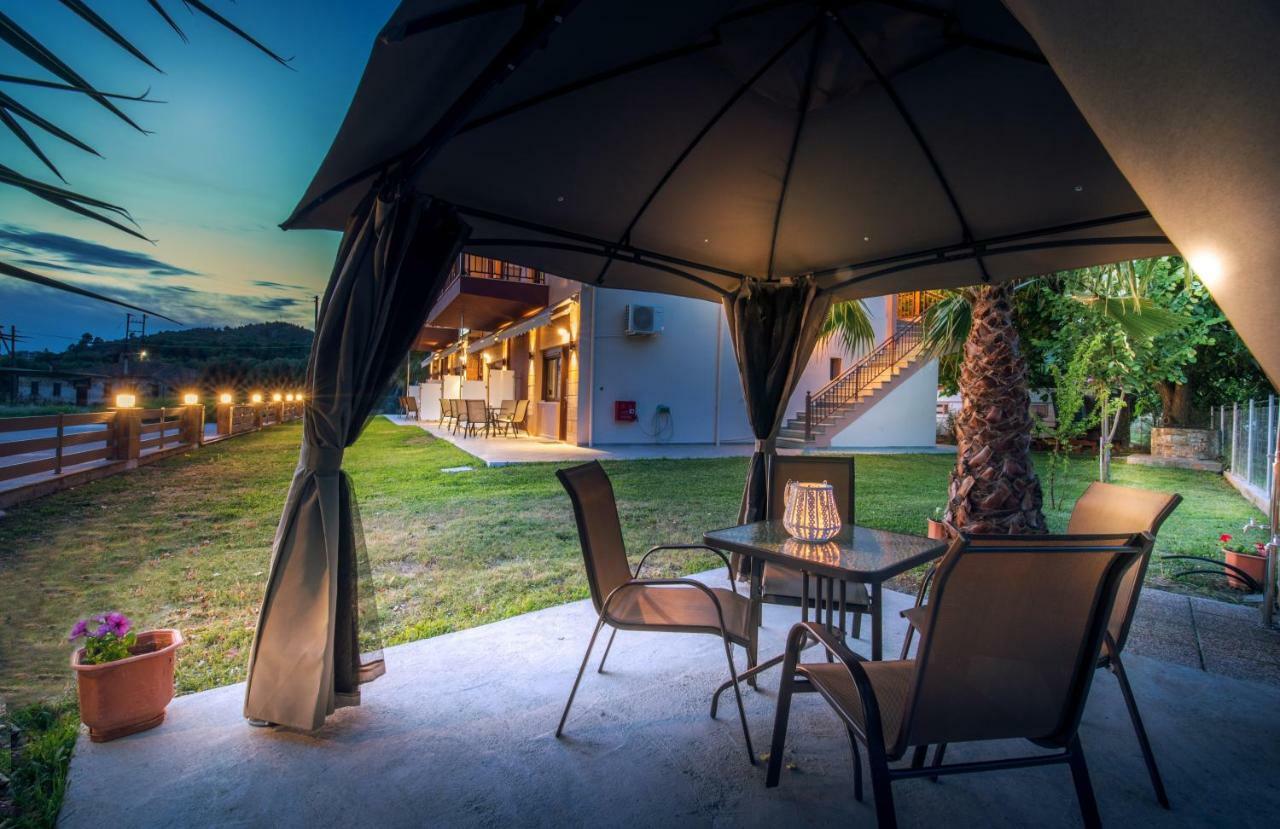 Luxury Apartments Marianna Неос Мармарас Екстериор снимка